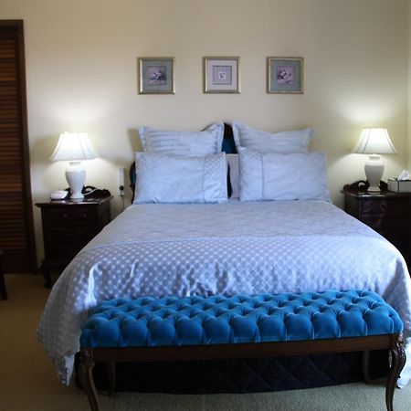 Bathurst Heights Bed & Breakfast Bagian luar foto