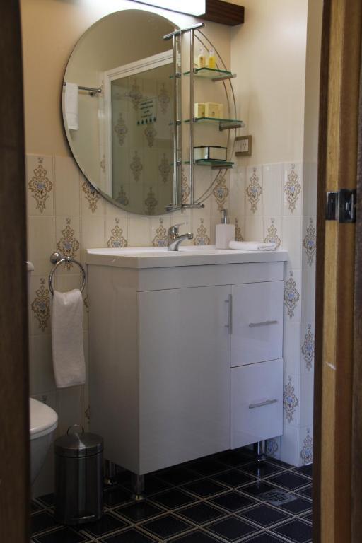 Bathurst Heights Bed & Breakfast Ruang foto