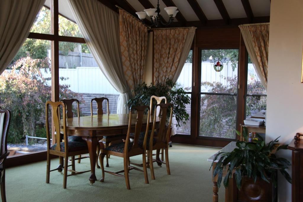 Bathurst Heights Bed & Breakfast Bagian luar foto